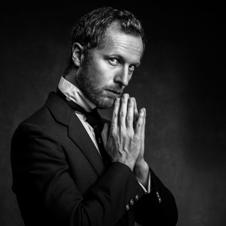Hypnotizér Jakub Kroulík