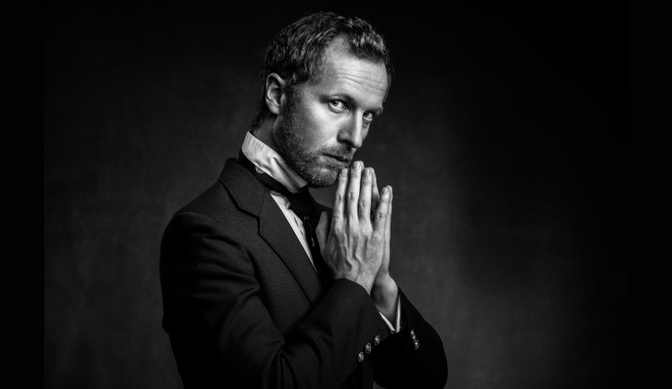 Hypnotizér Jakub Kroulík