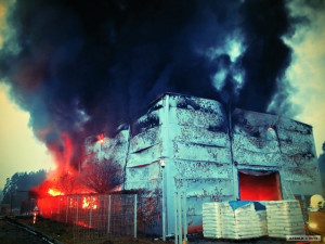 Požár výrobny plastů na Prostějovsku způsobil škodu za 80 mil. Kč