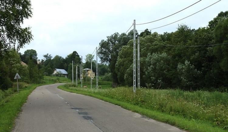 Do oprav silnic půjdou stovky milionů korun. Foto: archiv