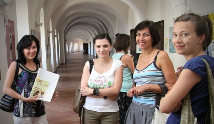 Studentky Letní školy slovanských studií. Archivní foto: Velena Mazochová/UPOL