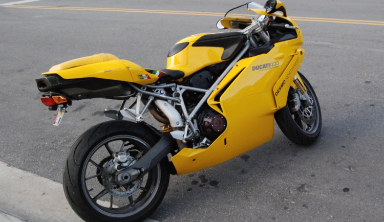 Ducati 999, ilustrační foto