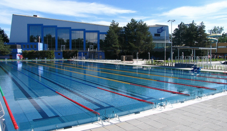 letní bazén olomouc - zdroj www.olterm.cz