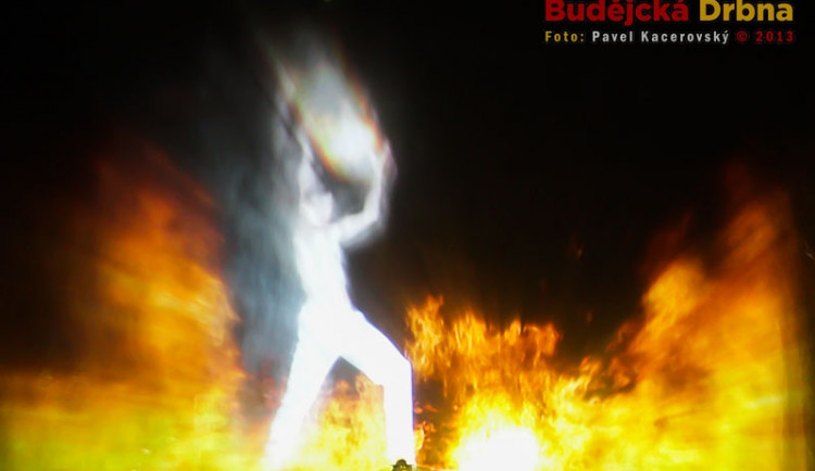 Nad Vltavou se strhne multimediální Bouře