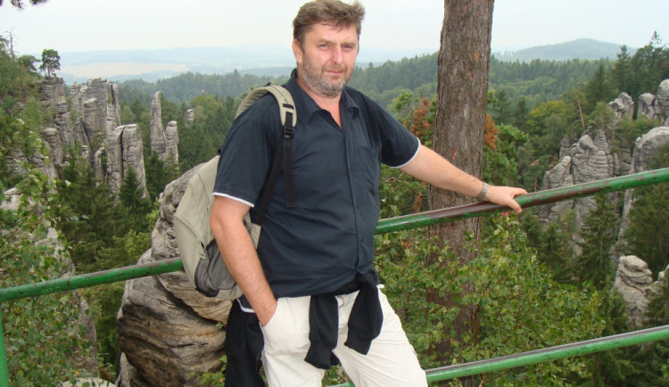 Milan Feranec se aktivně věnuje kolektivním sportům, ovšem rád se vydá i na túru.