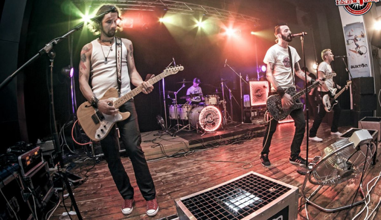 Photo by Tom Black / Tom Black photo