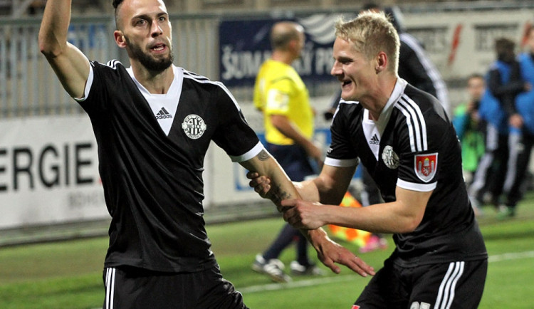 Vošahlíka nechala Slavia hrát, nakonec jí sebral body