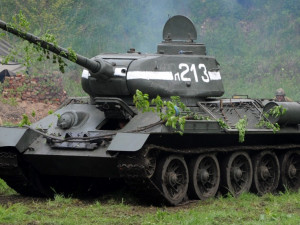 Víkend nabídne sport v přírodě, prohlídku zrekonstruovaného fortu i sovětský tank T - 34