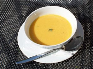 Mrkvový krém s tymiánem