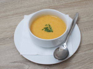 Mrkvová polévka se zázvorem