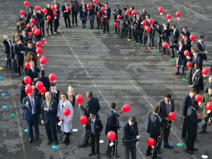 Nafukovací balónek se vzkazem z londýnské školy doletěl až do Litovelského Pomoraví