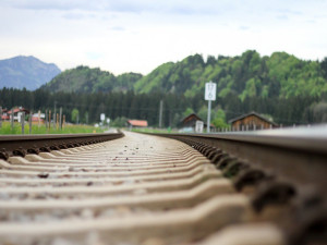 V pondělí se po půl roce otevírá opravená vlaková trať Zábřeh – Hanušovice. Výluka do Jeseníku však trvá