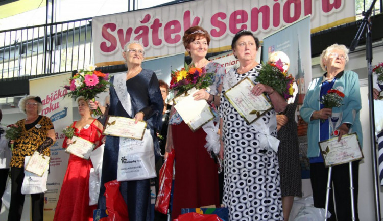 Věra Marurová jako Babička kraje