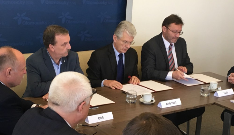 Zástupce ODS, ANO a ČSSD