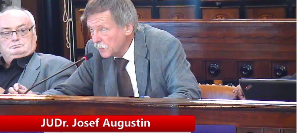 Snímek ze záznamu zasedání prostějovského zastupitelstva