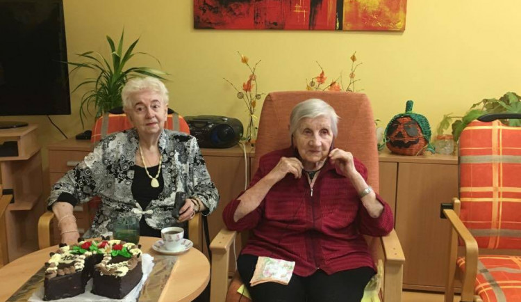 Marta Musilová (vpravo)