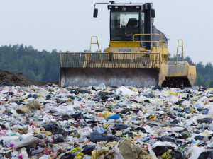Produkce odpadu v kraji loni opět vzrostla, na každého obyvatele připadlo 330 kilogramů odpadu