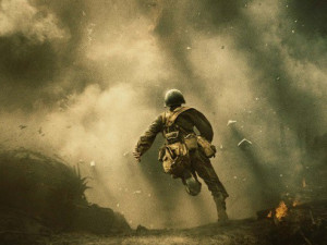 RECENZE: Je Hacksaw Ridge nejlepším válečným filmem od dob zachraňování vojína Ryana?