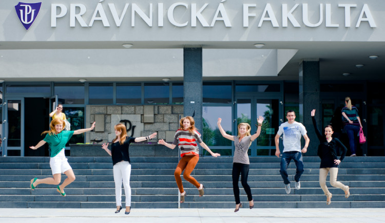 Právnická fakulta přivítá uchazeče o studium
