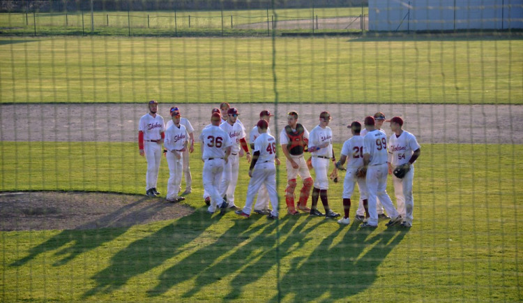 Skokani se s pražskými Eagles rozešli smírně