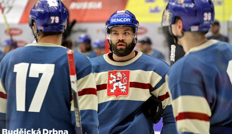 Ani dvanáct hráčů z NHL Švédům nestačilo. Češi jim uštědřili ostudný debakl 8:4