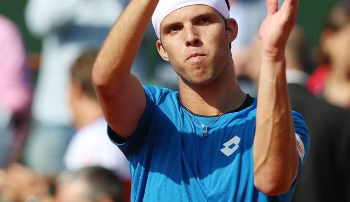 Tenisté Veselý i Pavlásek postoupili v Prostějově do druhého kola