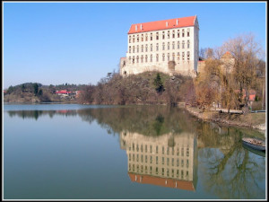 Voda na Plumlově je podle hygieniků v Olomouckém kraji dál čistá