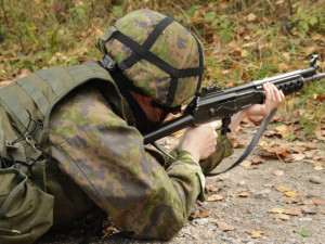 Do české armády přichází víc vojáků, než z ní odchází