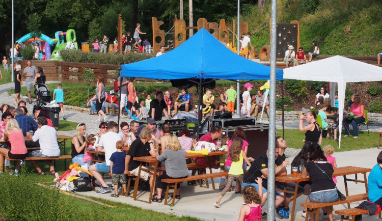 Na Javoříčském Krápníkohraní v sobotu vystoupí Noid a Elvis