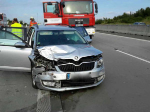 Nehoda čtyř aut na dálnici u Lipníku nad Bečvou si vyžádala tři zraněné