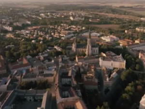 VIDEO: Podívejte se na impozantní let balónem nad Olomoucí v 360° videu