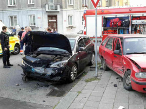 Při nehodě dvou aut v Přerově se zranilo celkem pět osob
