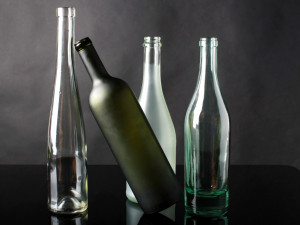 Alkoholový zloděj ukradl ze sklepa 10 litrů slivovice, 3 láhve šampaňského a medovinu