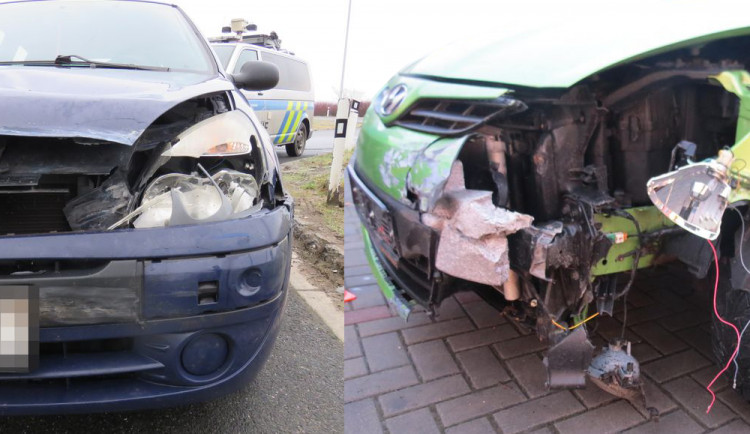 Dvě řidičky bouraly mezi Olomoucí a Mohelnicí
