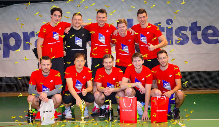 Silvestrovský turnaj ovládl tým Hunters