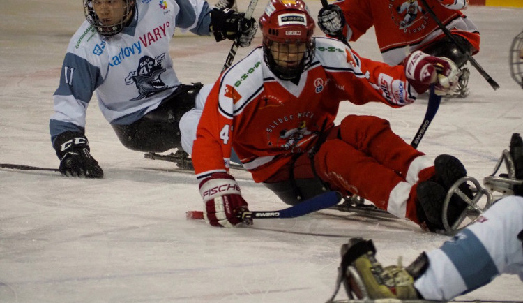 Olomoučtí sledge hokejisté si o bronz nezahrají, dvougólové vedení promarnili