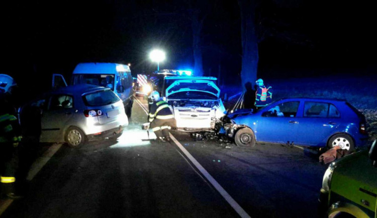 Záchranáři upřesnili počet zraněných při dopravní nehodě