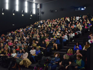 FOTOGALERIE: Ženy vzaly útokem Premiere Cinemas. Užily si předpremiéru Padesáti odstínů svobody