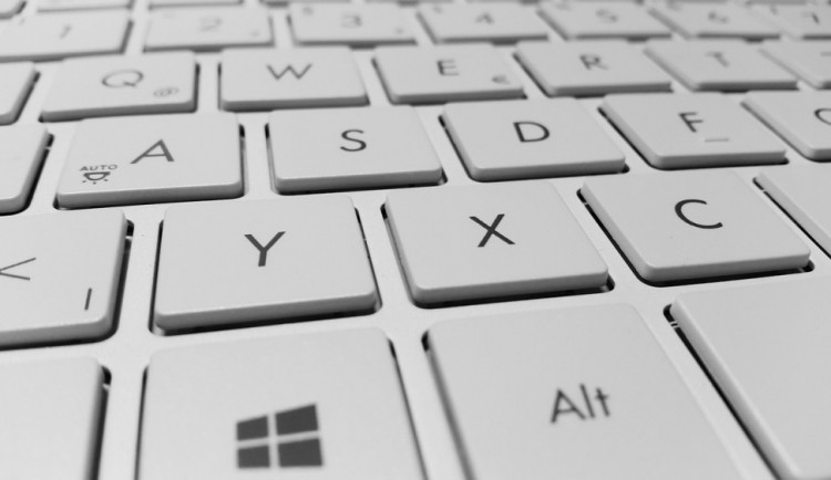 Mladík zaplatil přes internet víc než pětadvacet tisíc za počítač, který mu však nikdo neposlal