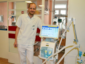 Šternberská nemocnice má nový přístroj pro umělou plicní ventilaci
