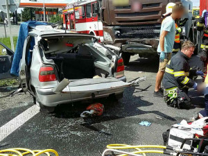 FOTO: Tragická nehoda mezi Olomoucí a Šternberkem očima hasičů