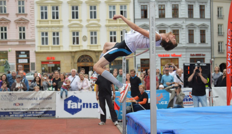 Ve čtvrtek proběhne na Horním náměstí v Olomouci 13. ročník Hanácké laťky, přijede opět i Jaroslav Bába