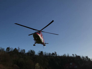 Seniorka, kterou ve středu srazila dodávka, svým zraněním v nemocnici podlehla