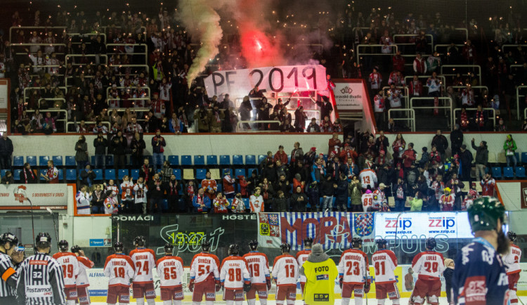 FOTOGALERIE: Mora v posledním zápasu roku prohrála s Vítkovicemi 2:5