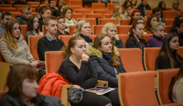 Většímu zájmu o studium se těší Univerzita Palackého. Přijala o dva tisíce přihlášek více než minulý rok