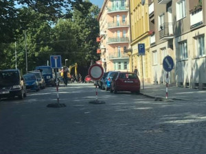 AKTUÁLNĚ: Ulici Dr. Milady Horákové uzavřela havárie vodovodního řadu