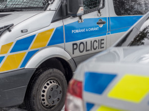 Policie v Olomouci chytila opilého mladíka bez řidičáku, který vzal auto bez vědomí majitele