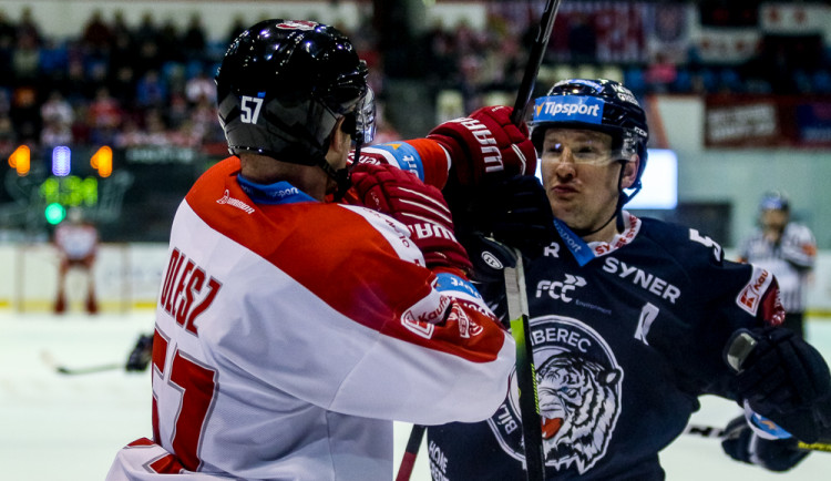 FOTOGALERIE:  Liberec skolil na domácím ledě Moru gólem v poslední minutě