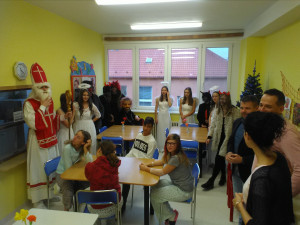 Mikuláš navštívil děti v Nemocnici Šternberk