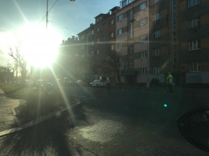 Na Masaryčce dnes ráno došlo ke střetu auta s cyklistou. Ten byl se zraněním převezen do nemocnice